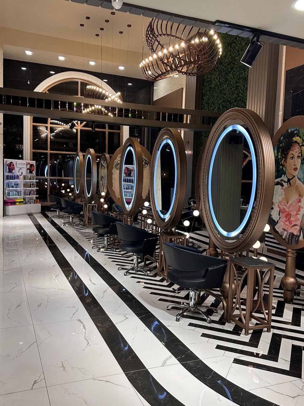 Mehmet Kaya Hair salonundan geniş bir görünüm